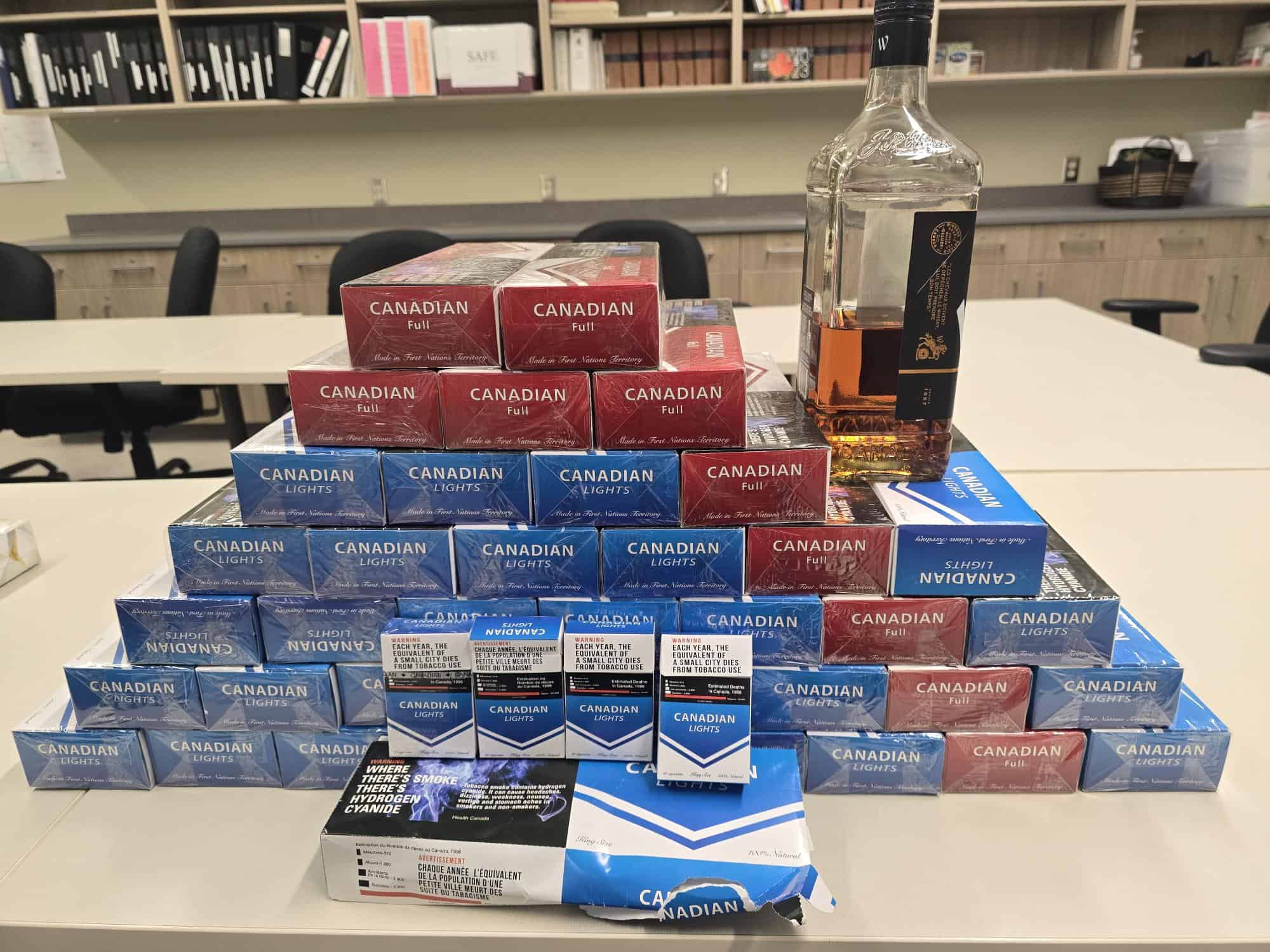 Fort Saskatchewan RCMP seize 7800 illegal cigarettes during traffic stop