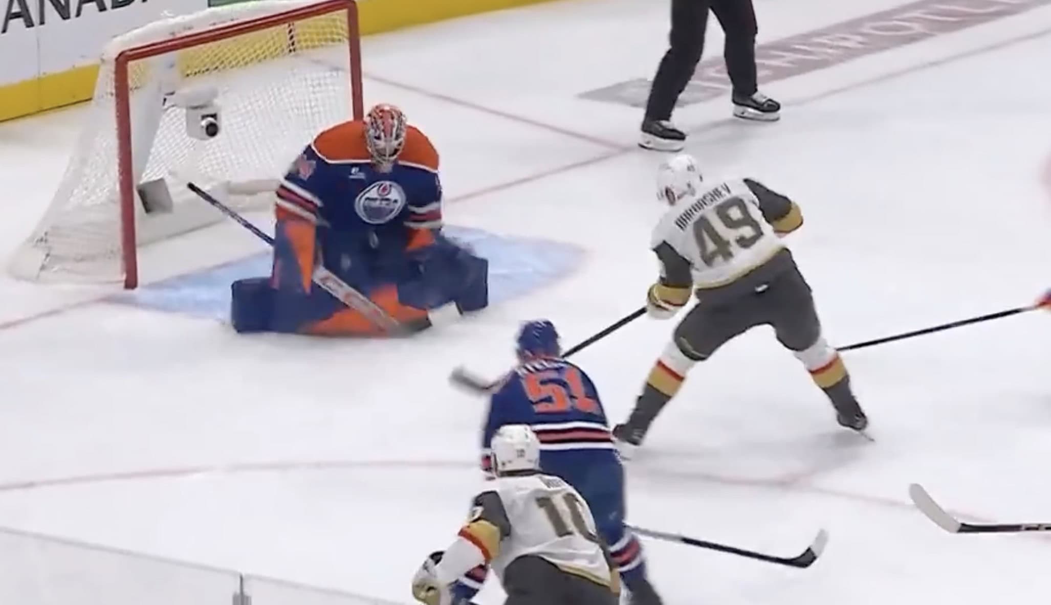 Stuart Skinner was a brick wall in Game 4, earning the shutout win.